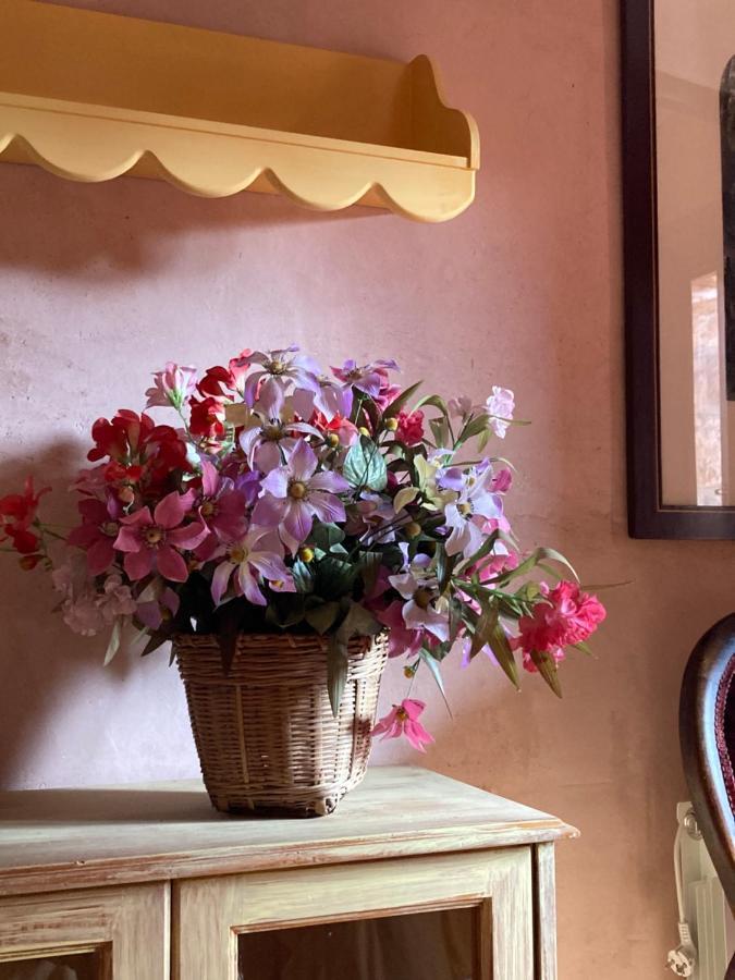 Villa La Casa del Bosque Cabra de Mora Esterno foto